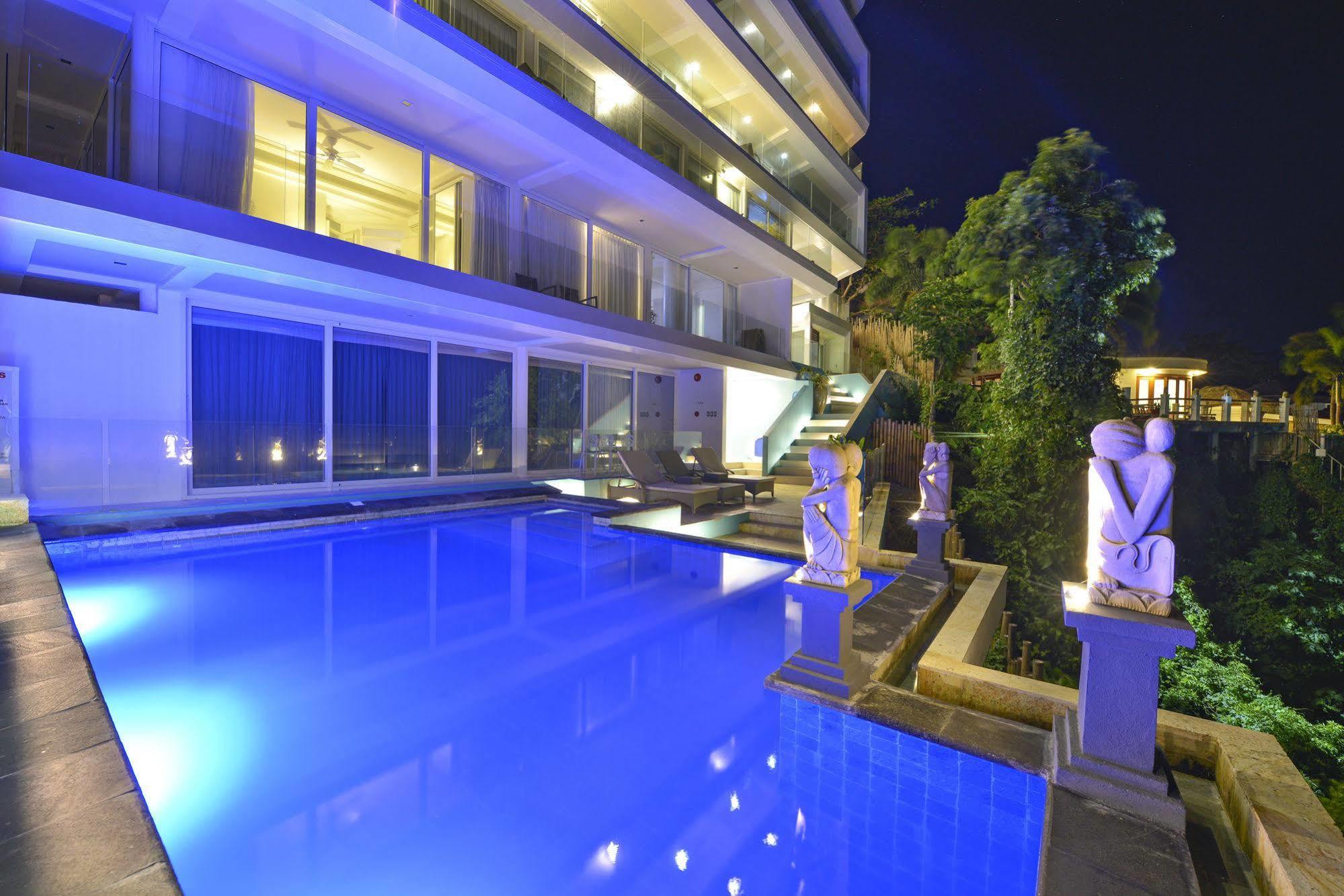 Boracay Karuna Luxury Suites Balabag  Eksteriør bilde